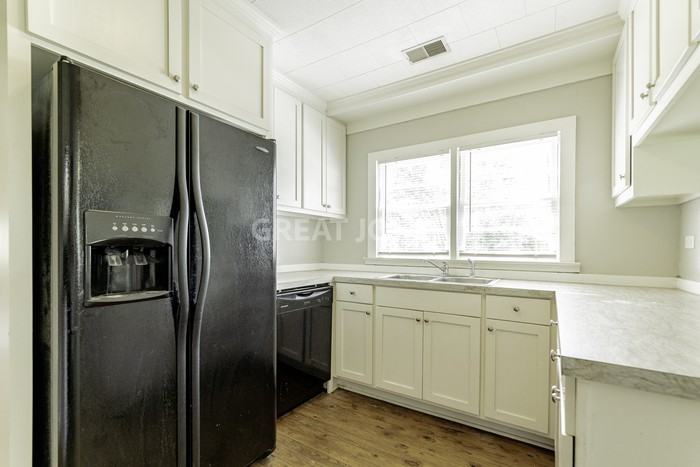 508 Long Pine Rd - Photo 3 of 24