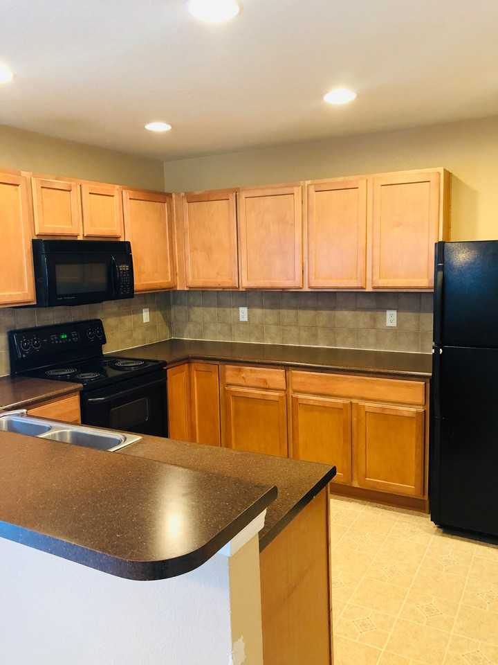 2208 Merlot Ct #1 - Photo 2 of 15