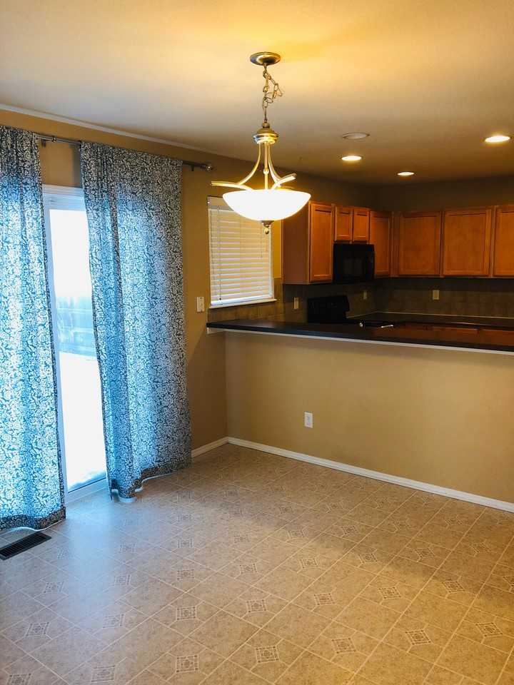 2208 Merlot Ct #1 - Photo 3 of 15