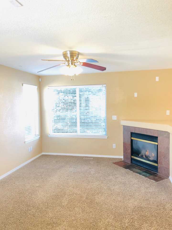 2208 Merlot Ct #1 - Photo 5 of 15