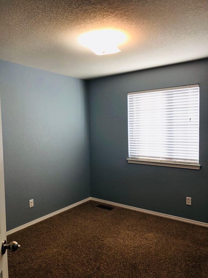 2208 Merlot Ct #1 - Photo 6 of 15