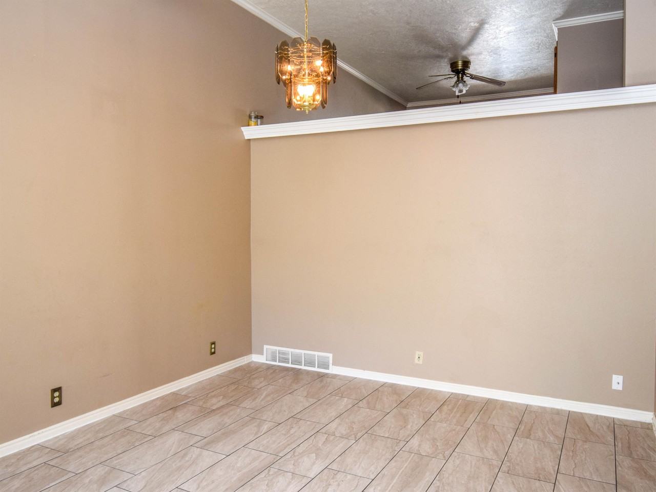 283 W 1330 N #1 - Photo 3 of 21