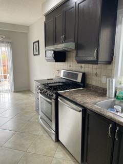 276 Countrystone Crescent - Photo 4 of 19