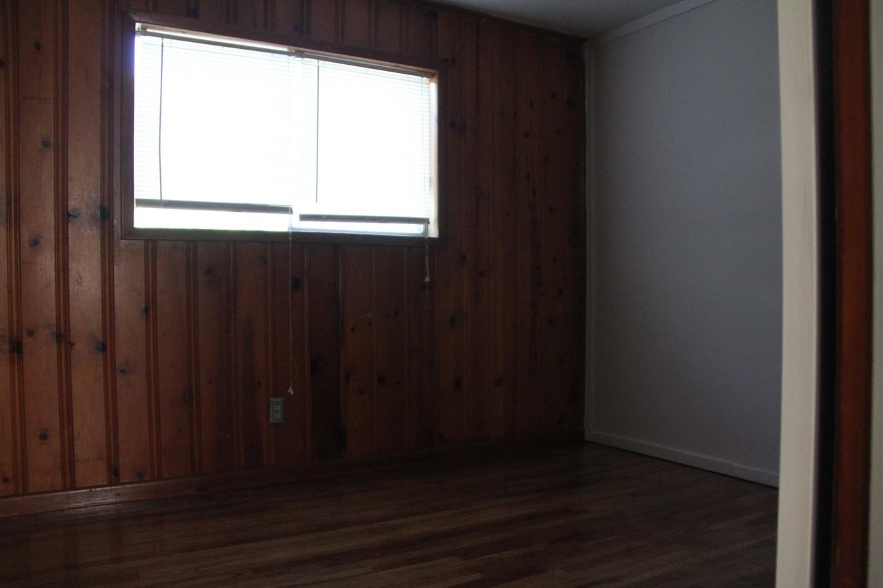 670 Georgia Ave #5 - Photo 4 of 14