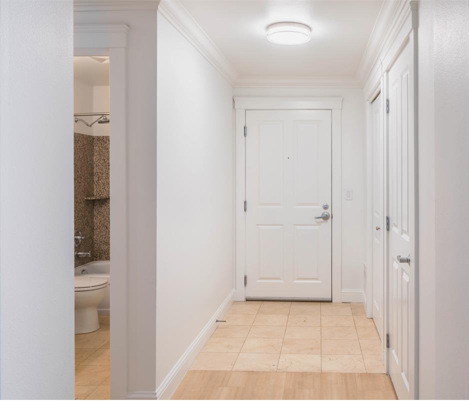 4311 Lake Washington Blvd Ne - Photo 3 of 16