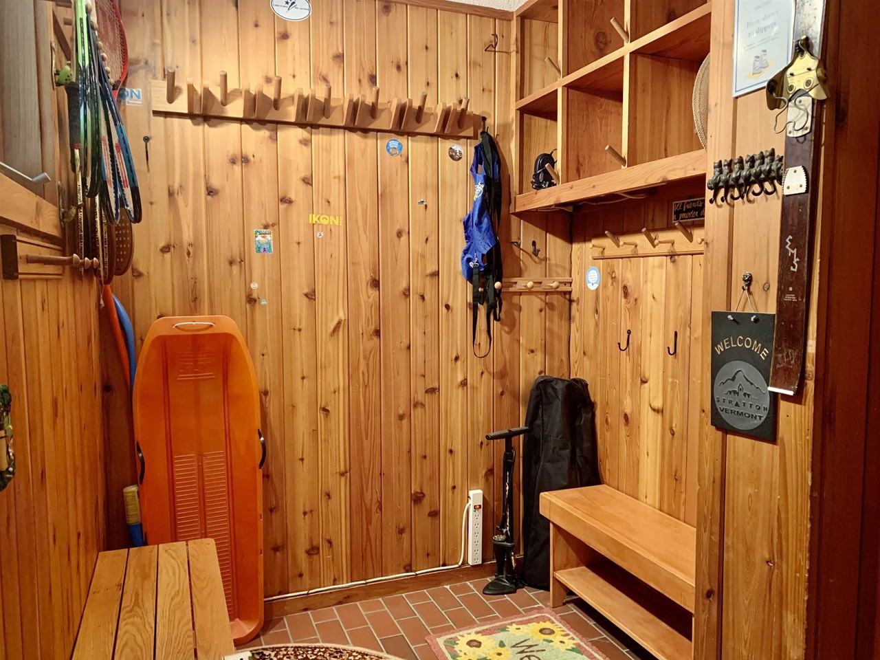 49 Styles Branch Rd 906 Stratton Vt 4 Bedroom Condo For 35 000 Month Zumper