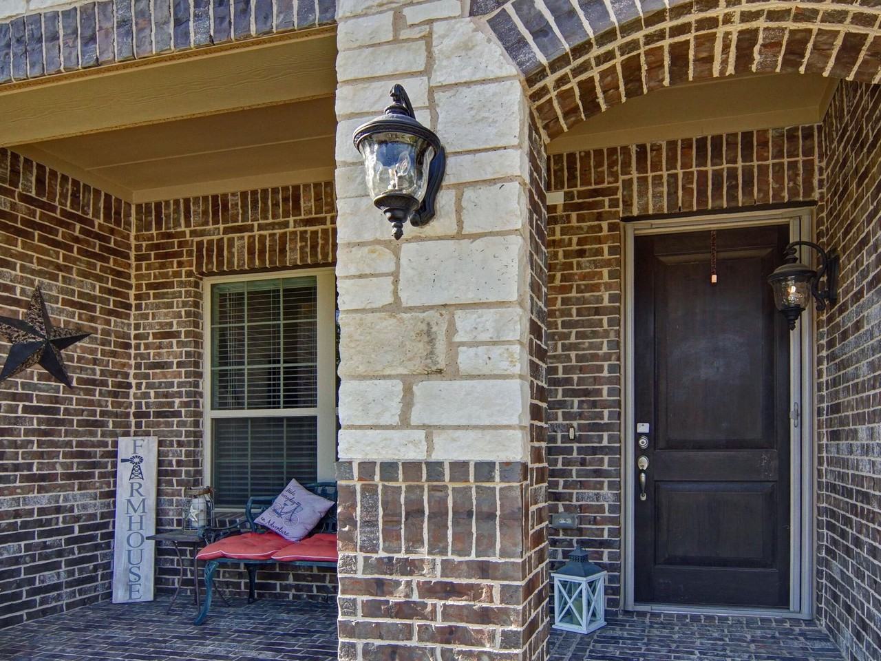 721 10th Street - Photo 2 of 15