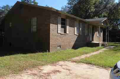 Impala Lane 4820 - Photo 2 of 10