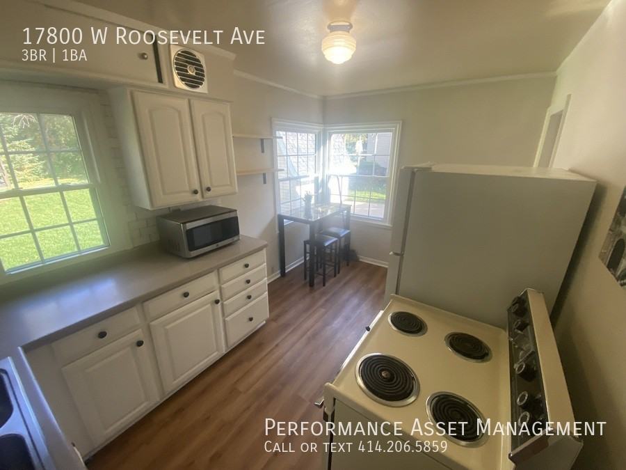 17800 W Roosevelt Ave - Photo 2 of 9