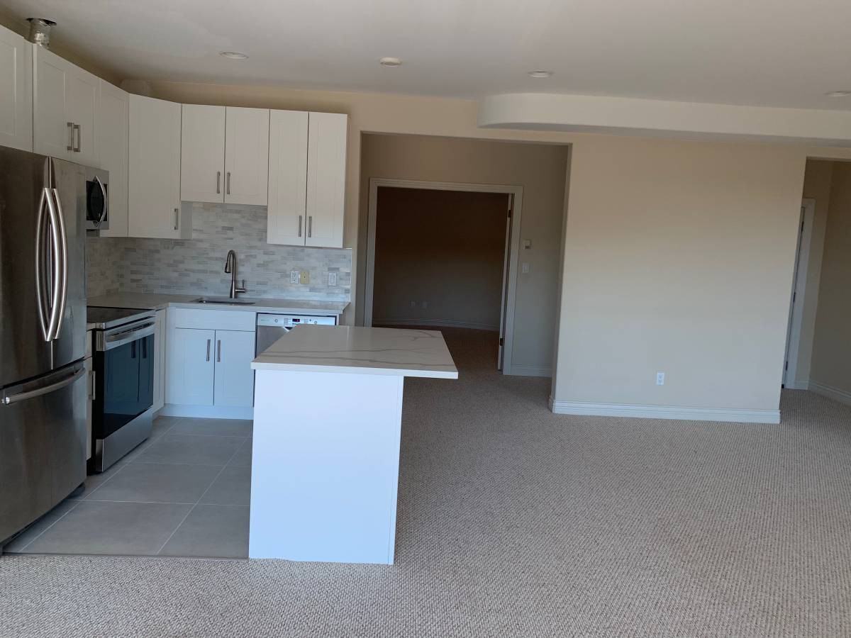 1646 Marlowe Place - Photo 3 of 15