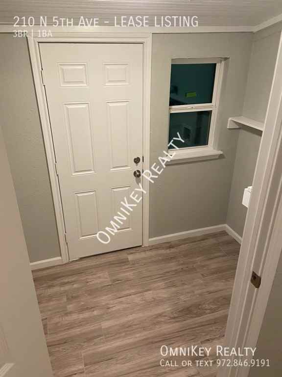 210 N 5th Ave - Photo 7 of 14