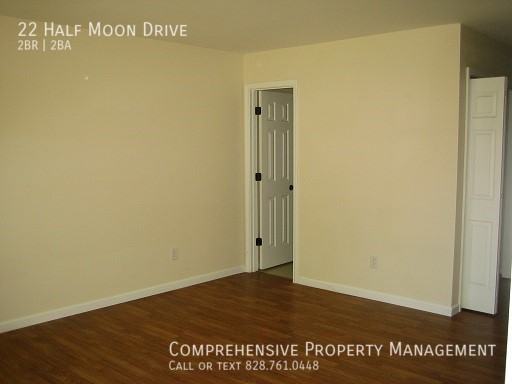 22 Half Moon Dr - Photo 3 of 15