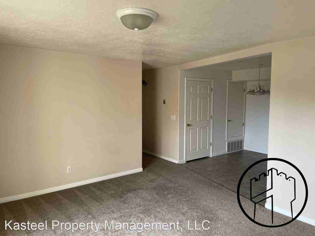 8043 N Ridge Loop E #5 - Photo 3 of 10