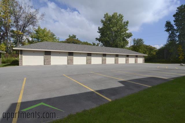 De Pere Crossing - Photo 3 of 6