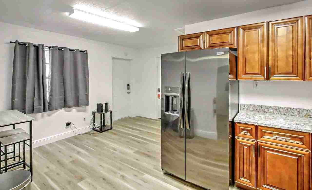 E 23rd Ave - Photo 2 of 11