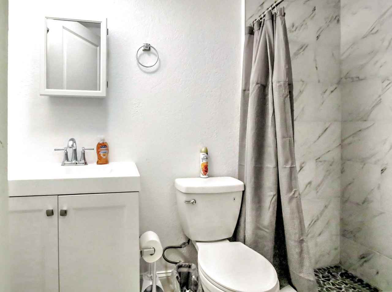 E 23rd Ave - Photo 7 of 11