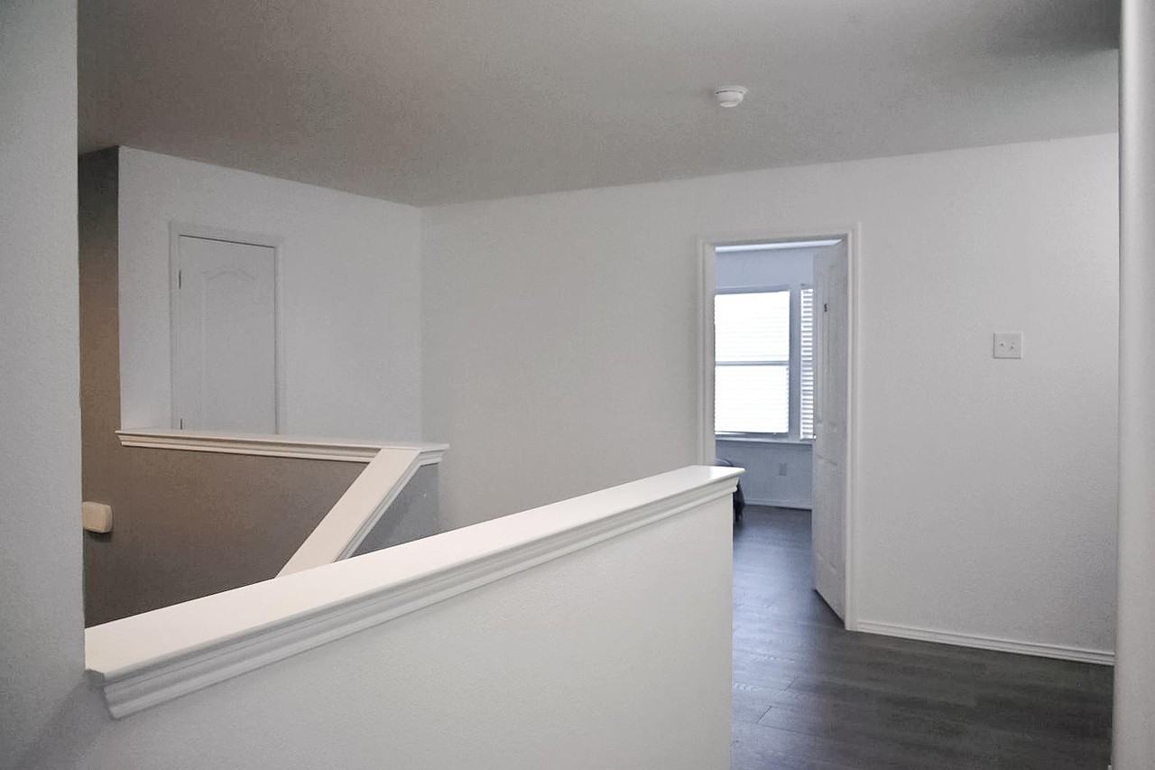 Shady Springs Trl - Photo 2 of 26