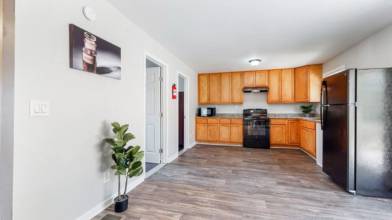 Cedar Hurst Trl - Photo 5 of 15