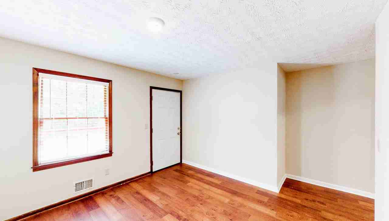 Tudor Castle Cir - Photo 7 of 17