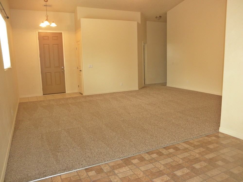 2164 970 N St - Photo 3 of 14