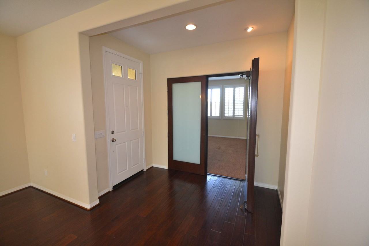 22650 Dragonfly Ct - Photo 2 of 19