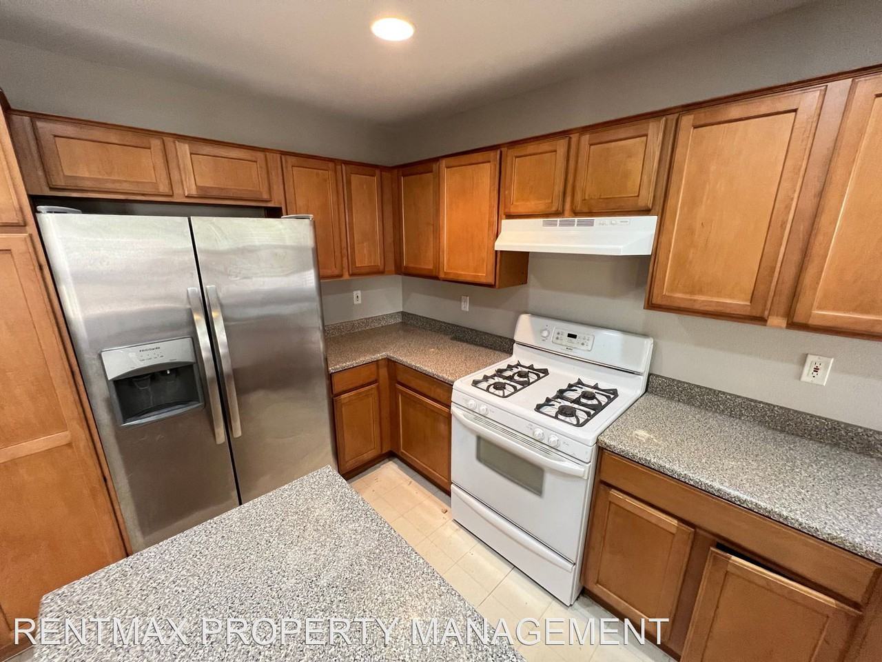 3900 Bella Palermo Way - Photo 2 of 24