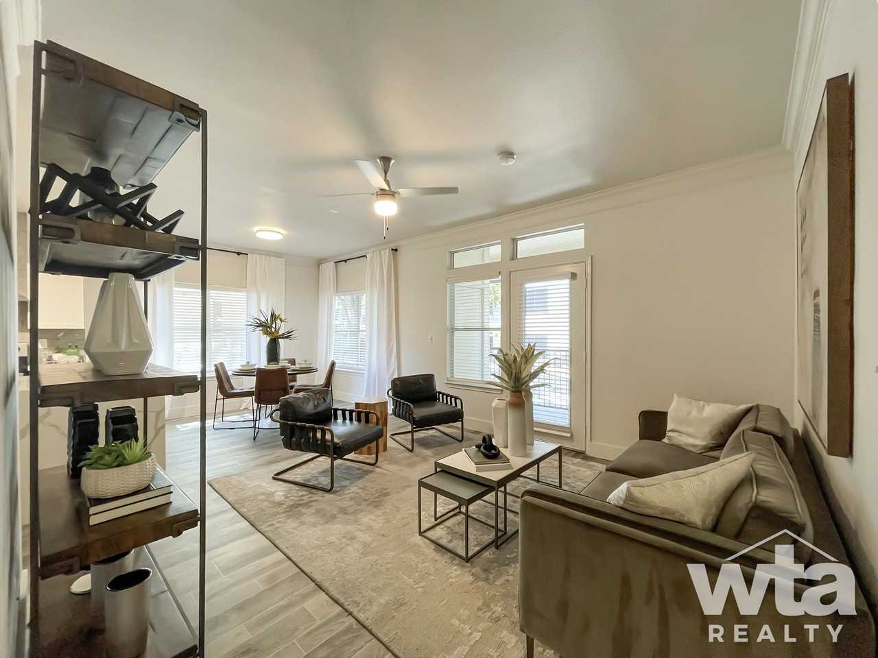 2600 SCOFIELD RIDGE PKWY - Photo 3 of 28