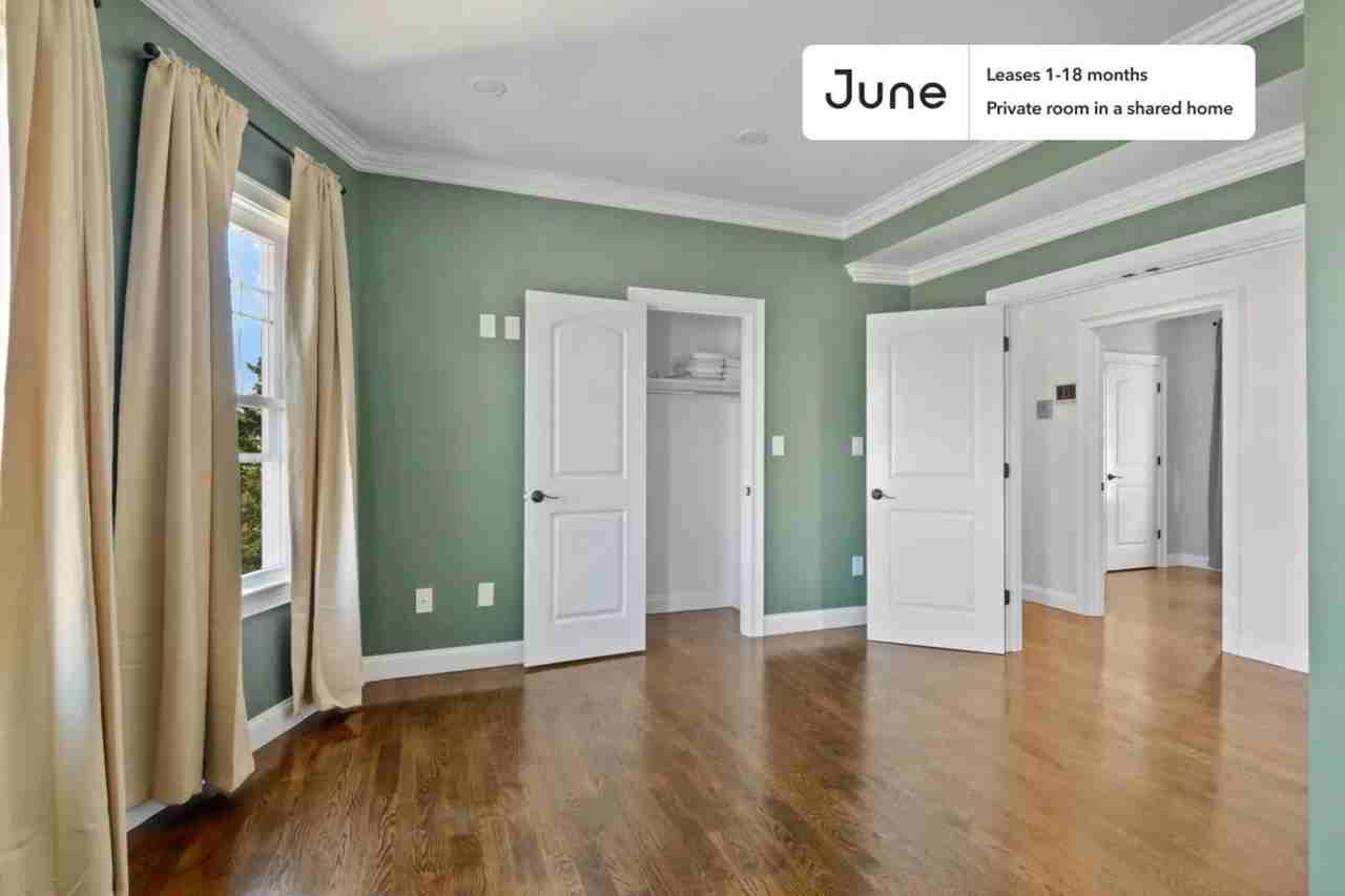 Room for rent. 17 Kenneson Road - Photo 2 of 13