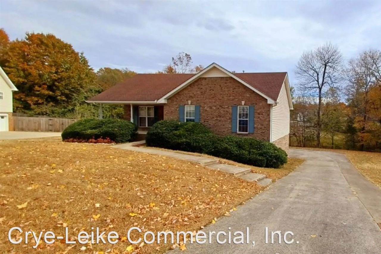 3328 Poplar Hill Road - Photo 2 of 10