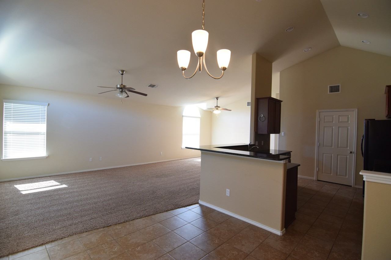 1203 Fawn Lily Dr - Photo 6 of 21