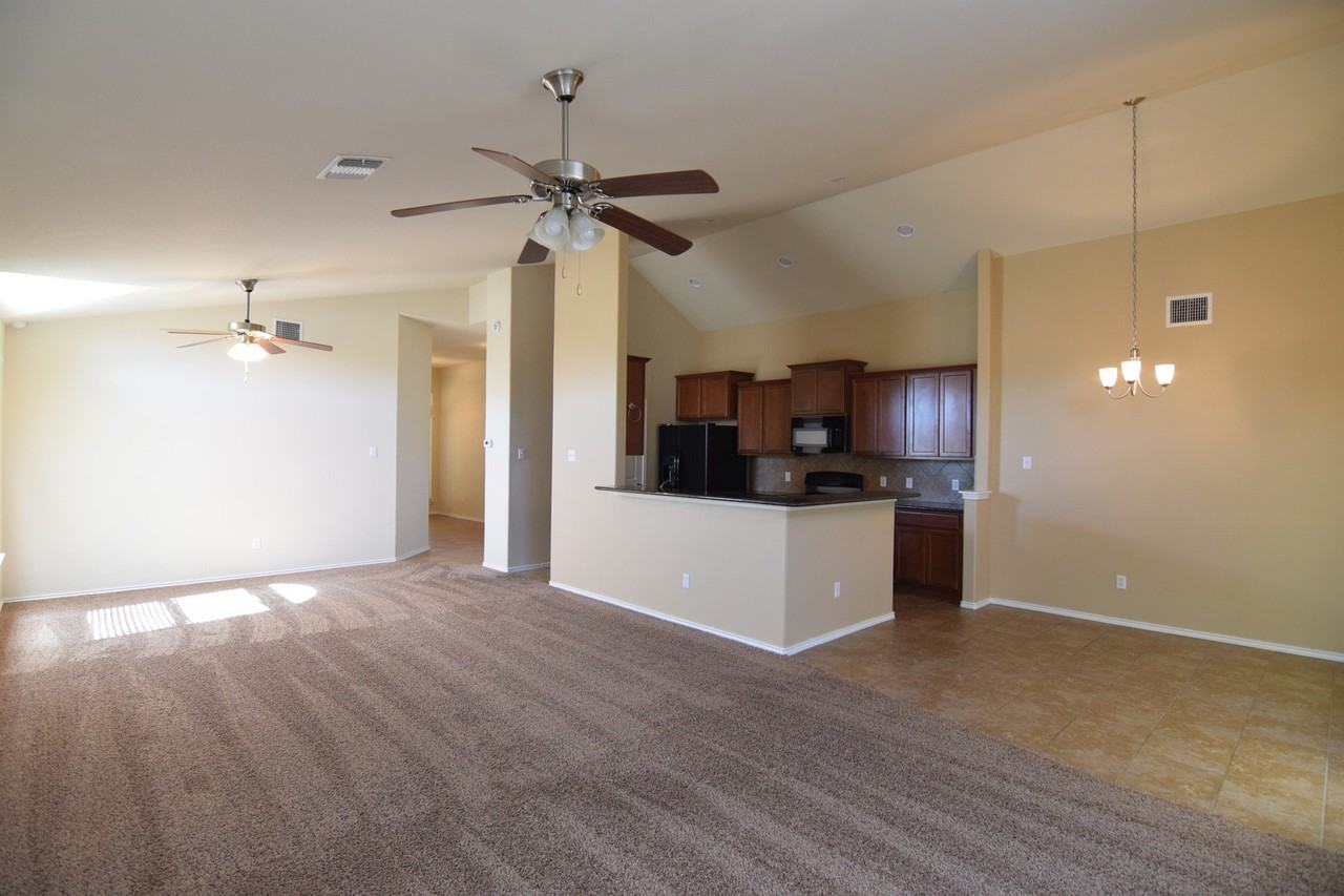 1203 Fawn Lily Dr - Photo 7 of 21