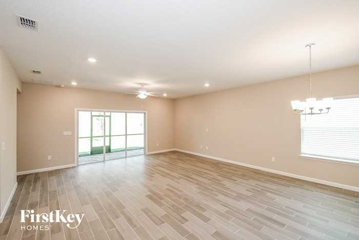 1868 Mathews Manor Dr - Photo 2 of 15