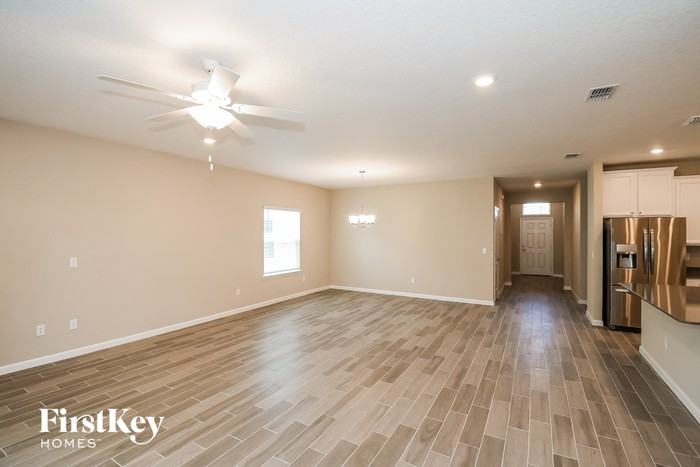 1868 Mathews Manor Dr - Photo 3 of 15