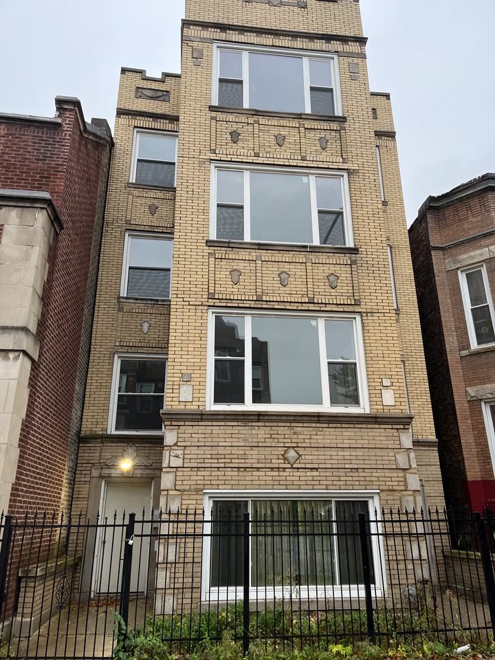 4209 West Jackson Boulevard #3