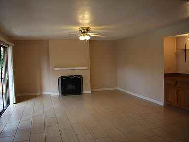 2625 Pirineos Way - 1Unit 130 #1 - Photo 3 of 19