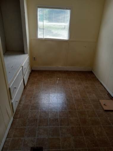 115 Southeast Wilford Court - Photo 6 of 10