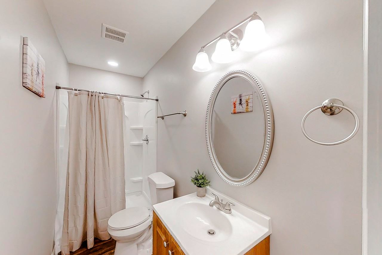 Oak Dr Sw - Photo 3 of 12