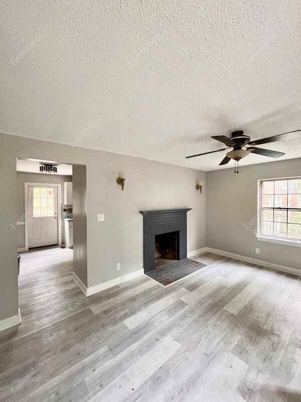 3406 Keighly Rd - Photo 3 of 11