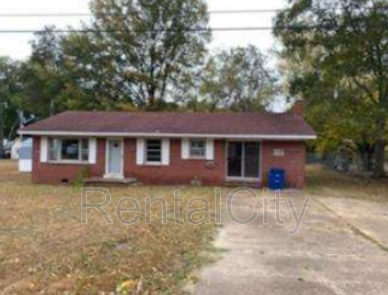 321 Hillcrest St #321 - Photo 2 of 10