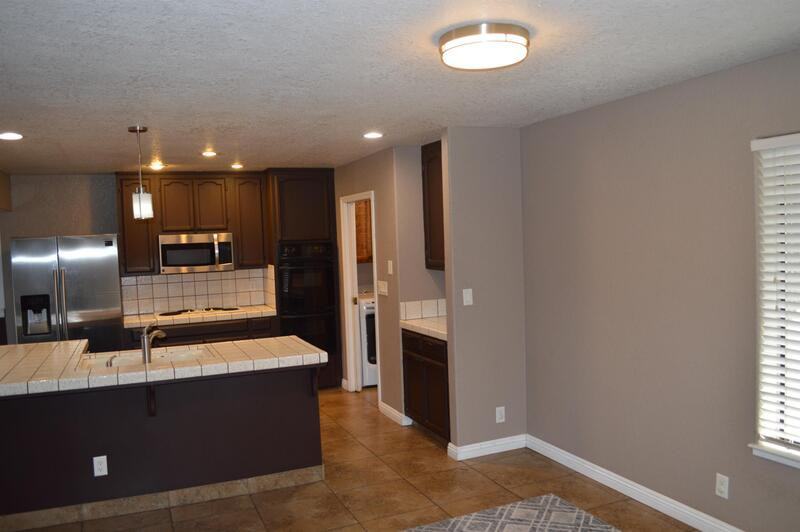 3035 Duquesne Way - Photo 7 of 28