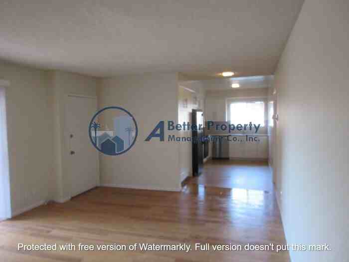 220 Granada Ave #3 - Photo 2 of 10