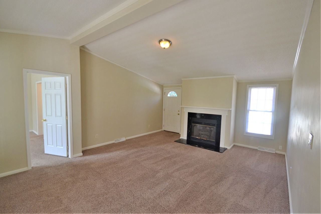 6230 Wilora Lake Rd - Photo 2 of 8