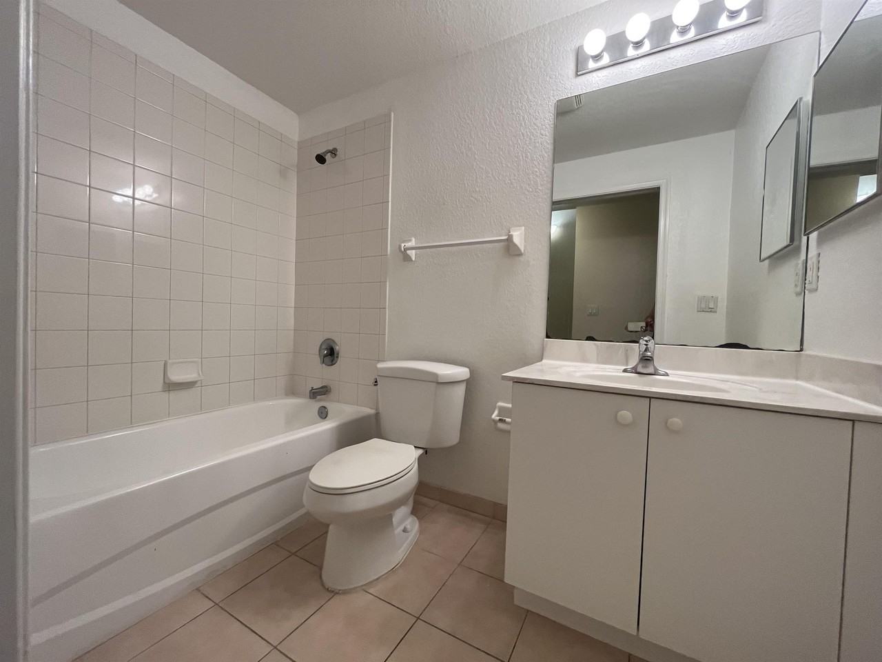 1751 Ne 6th St #543 - Photo 7 of 24