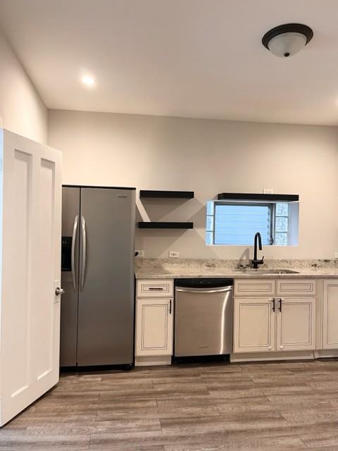 5728 W Melrose - 1 #1 - Photo 3 of 16