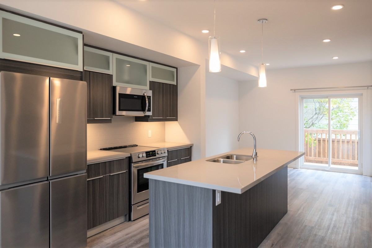 15043 94 Ave Nw - Photo 2 of 29