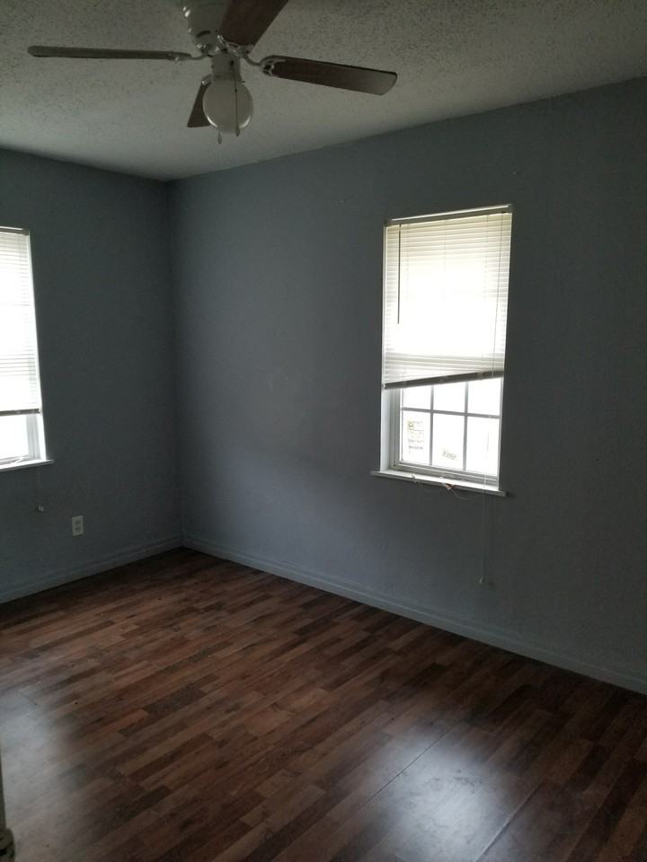 4115 S Polk St #1 - Photo 2 of 6