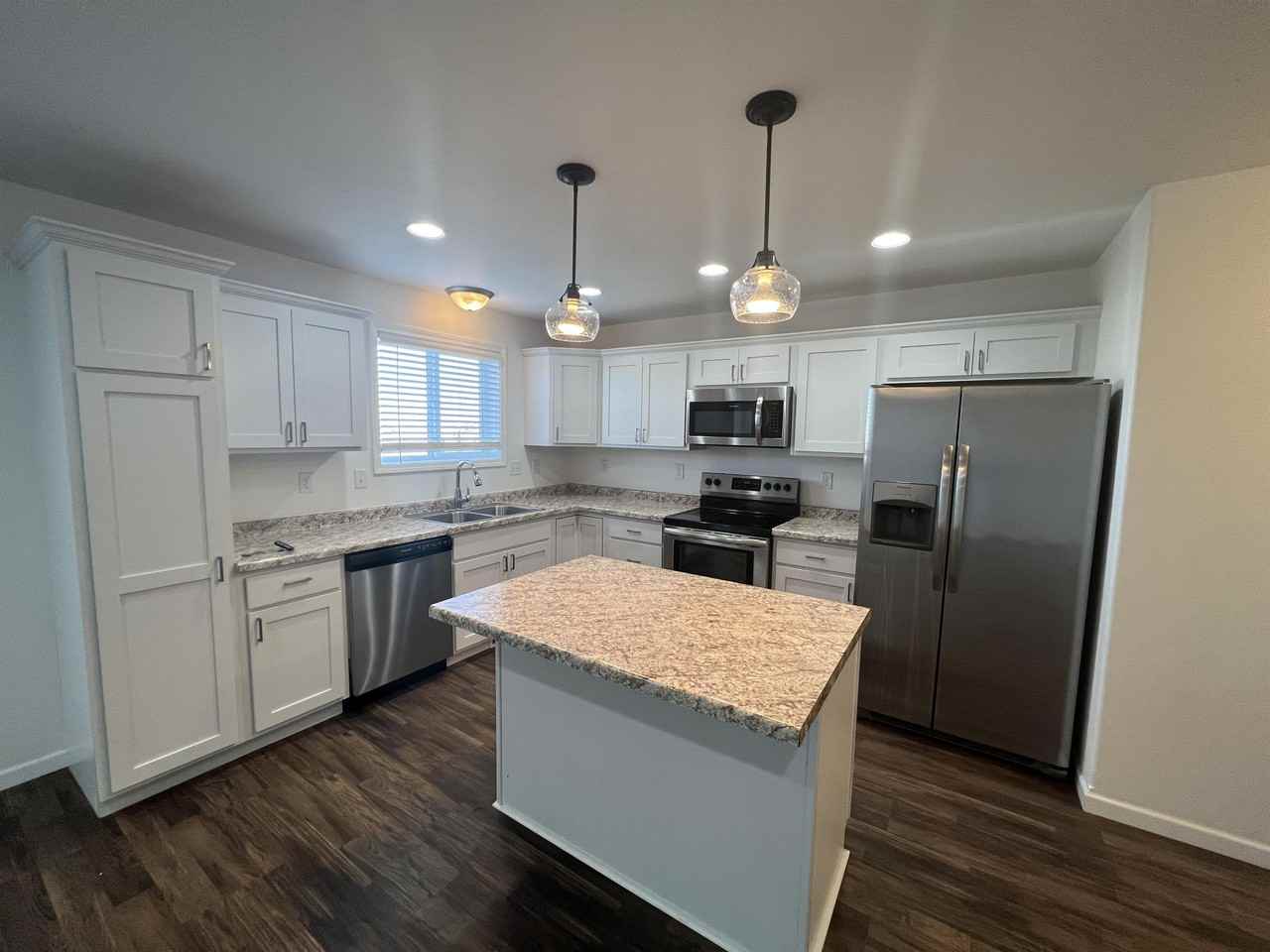 5918 36th St S #1 - Photo 3 of 20