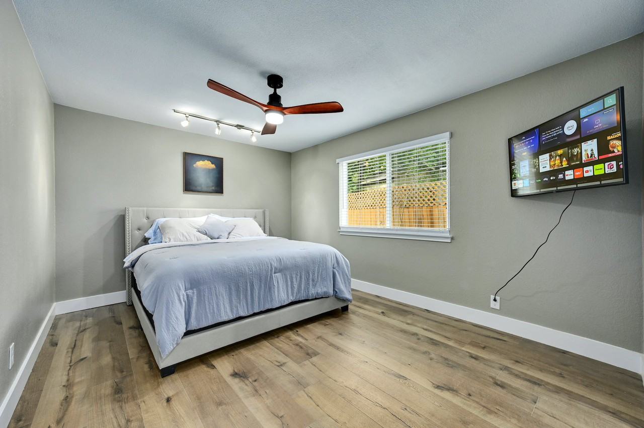 1807 Krizan Ave #1 - Photo 5 of 10