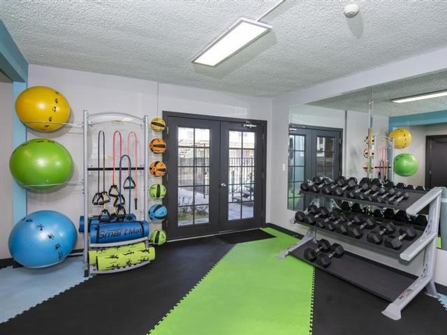 1731 Rogers Pl - Photo 3 of 10