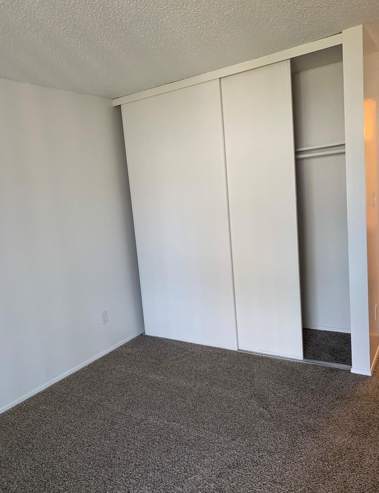 329 Ridgeview Drive - Photo 7 of 8